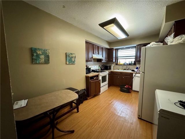 14051 Dunbar Court, Grandview, MO 64030