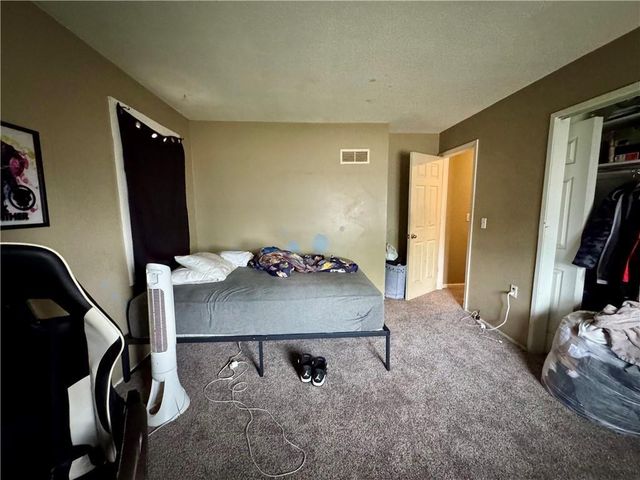 14051 Dunbar Court, Grandview, MO 64030