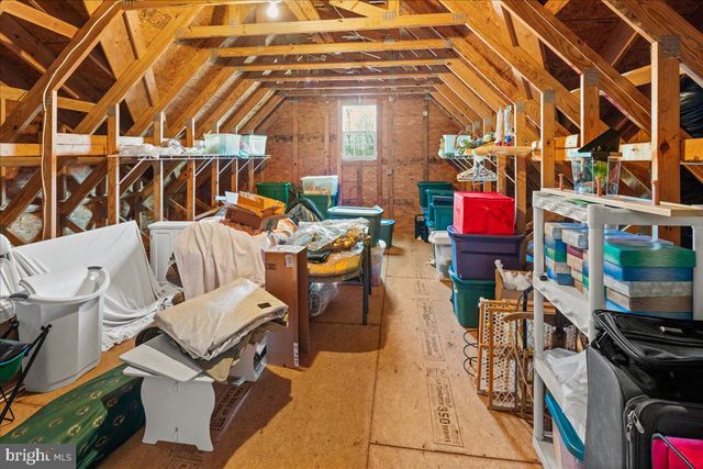 12 HARDWICK DR, Kendall Park, NJ 08824