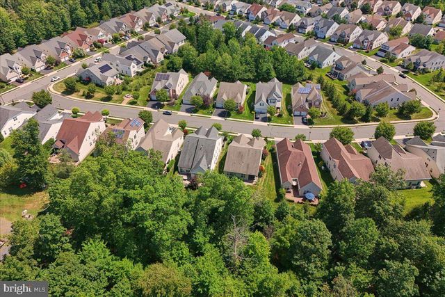 12 HARDWICK DR, Kendall Park, NJ 08824