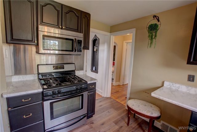 28 Cedar Road, Cheektowaga, NY 14215