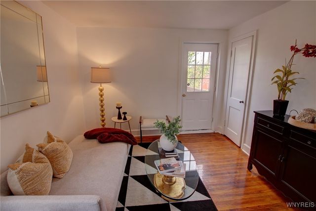 28 Cedar Road, Cheektowaga, NY 14215