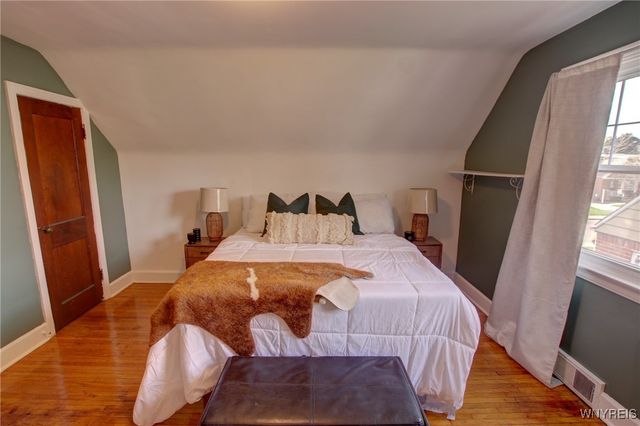 28 Cedar Road, Cheektowaga, NY 14215