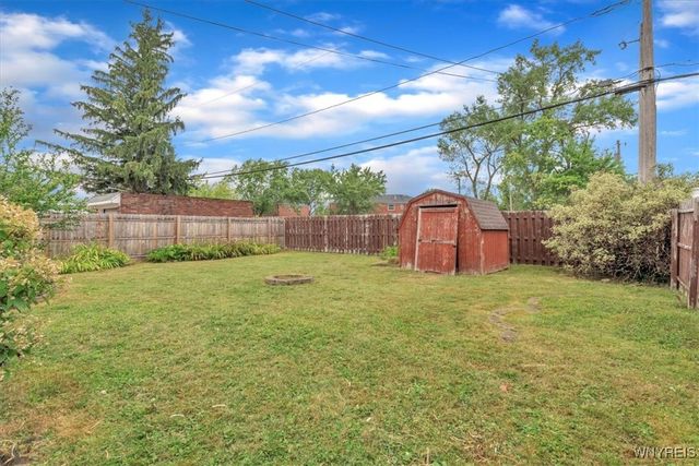 28 Cedar Road, Cheektowaga, NY 14215