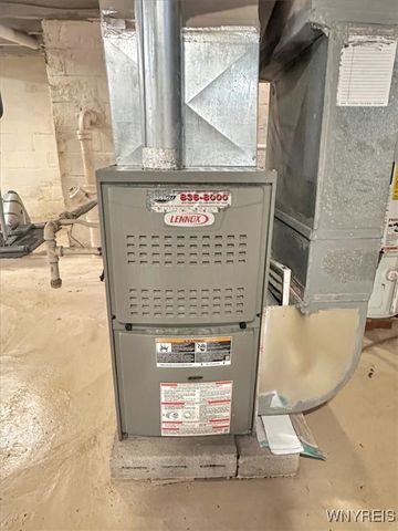 28 Cedar Road, Cheektowaga, NY 14215