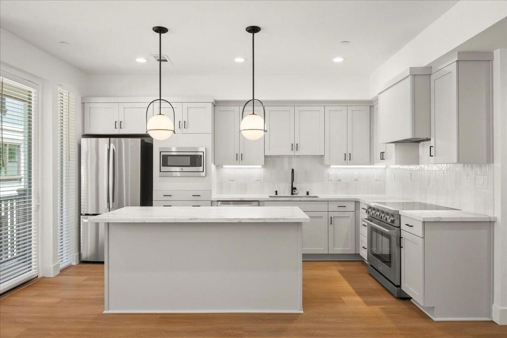 224 Carroll Street 7, Sunnyvale, CA 94086