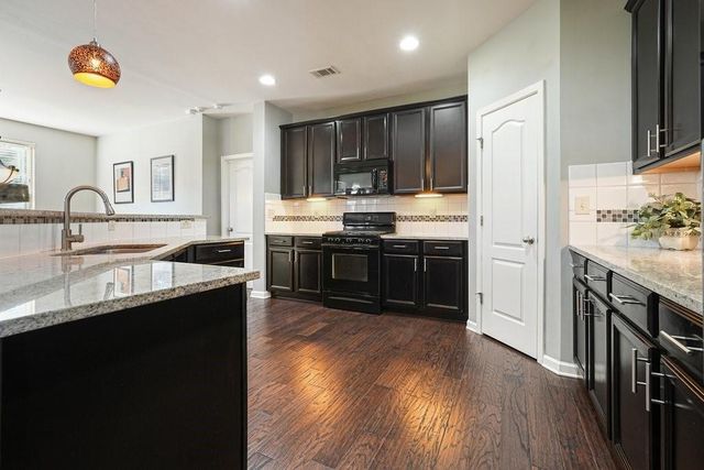 514 Creekshire Circle, Canton, GA 30115