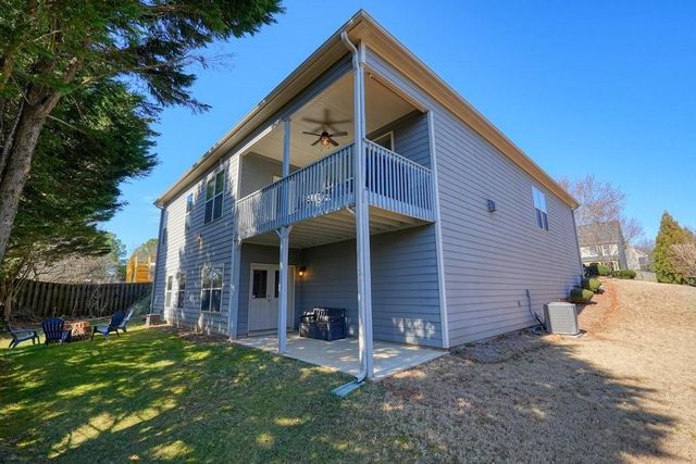 514 Creekshire Circle, Canton, GA 30115