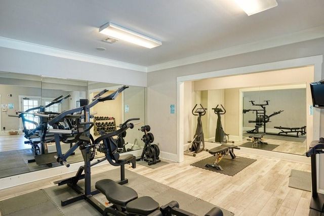 514 Creekshire Circle, Canton, GA 30115