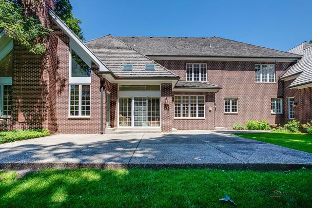 610 S Ridge Road, Lake Forest, IL 60045