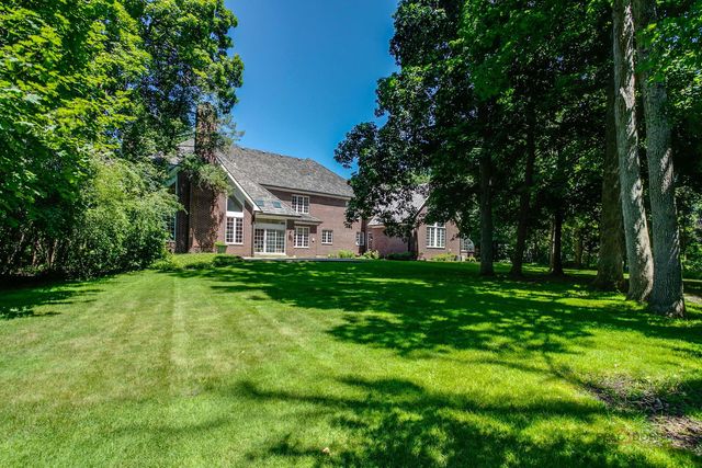 610 S Ridge Road, Lake Forest, IL 60045