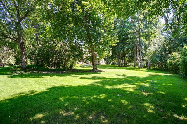 610 S Ridge Road, Lake Forest, IL 60045