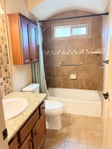 1027 Chinle Court, Fruita, CO 81521