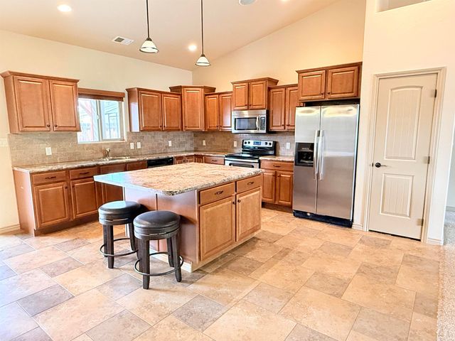 1027 Chinle Court, Fruita, CO 81521