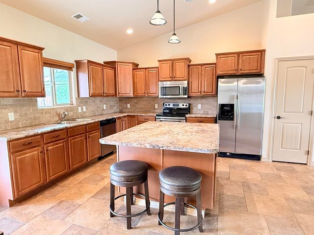 1027 Chinle Court, Fruita, CO 81521