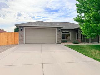1027 Chinle Court, Fruita, CO 81521