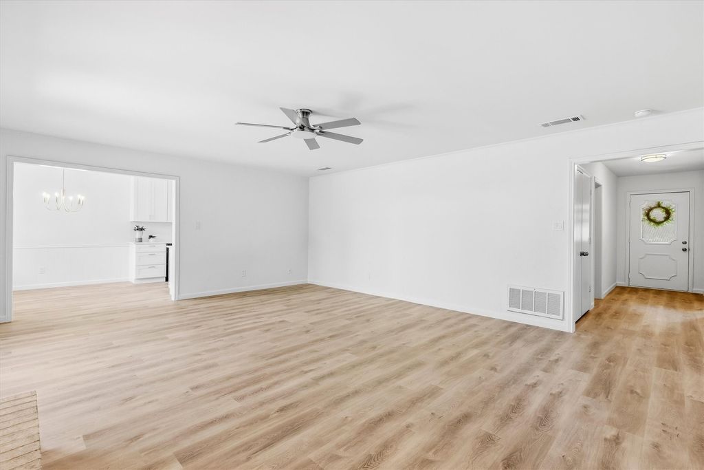 1918 Big Sky Drive, Lewisville, TX 75077 — photo 5