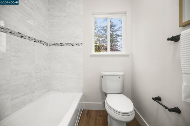 222 Donegal Way, Martinez, CA 94553