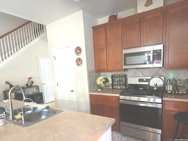 1322 WINSTON CV, San Antonio, TX 78260