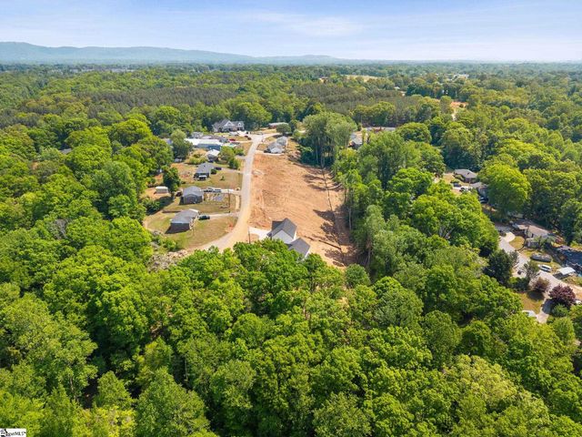7 Lee Haven Court, Greenville, SC 29611