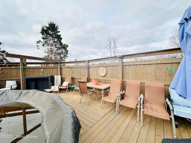 1206 Hickorywood Dr, Leitchfield, KY 42754