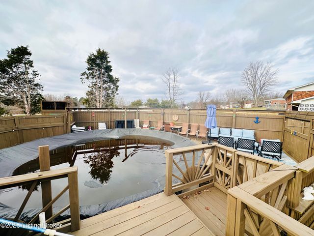 1206 Hickorywood Dr, Leitchfield, KY 42754