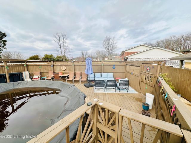 1206 Hickorywood Dr, Leitchfield, KY 42754