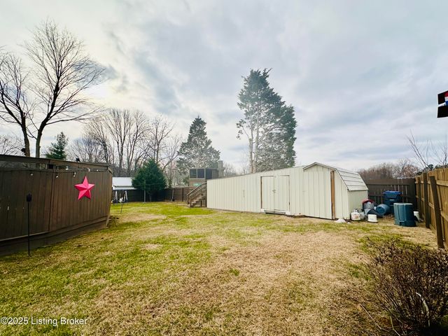 1206 Hickorywood Dr, Leitchfield, KY 42754