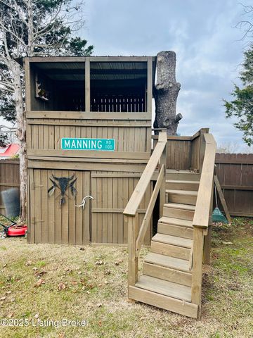 1206 Hickorywood Dr, Leitchfield, KY 42754