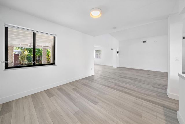 7525 Adventure Ave, North Bay Village, FL 33141