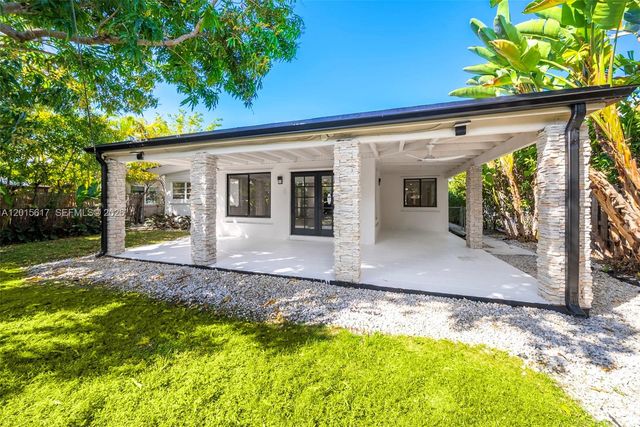 7525 Adventure Ave, North Bay Village, FL 33141