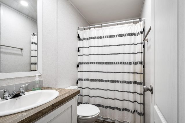 107 Sweet Jarvil Rd, Dayton, TX 77535