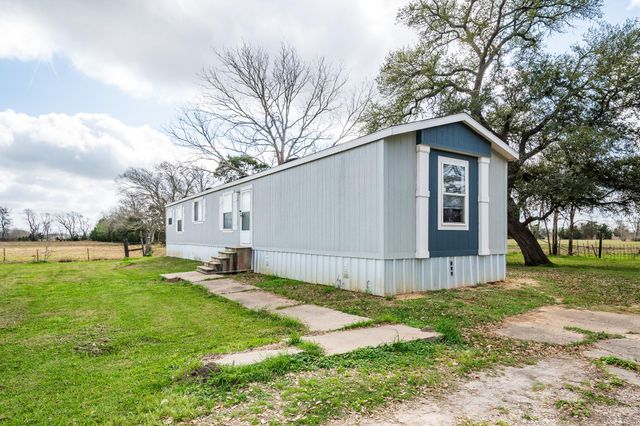 107 Sweet Jarvil Rd, Dayton, TX 77535