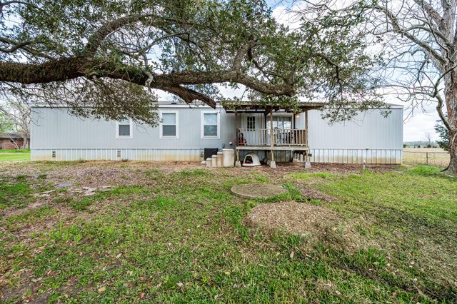107 Sweet Jarvil Rd, Dayton, TX 77535