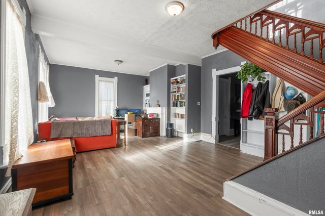 2117 W STARR Street, Peoria, IL 61605