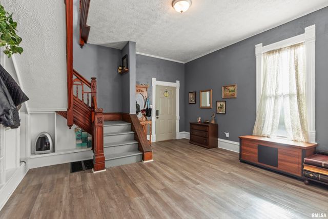 2117 W STARR Street, Peoria, IL 61605