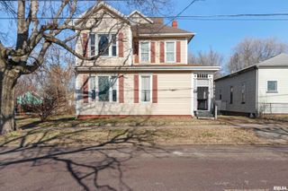 2117 W STARR Street, Peoria, IL 61605