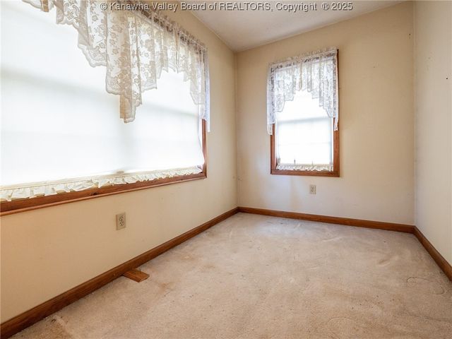 1229 Payne Avenue, Dunbar, WV 25064