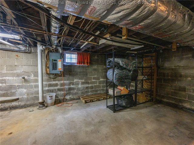 1229 Payne Avenue, Dunbar, WV 25064