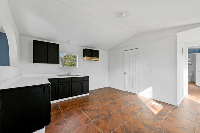 1445 Rogers Road, Newark, TX 76071