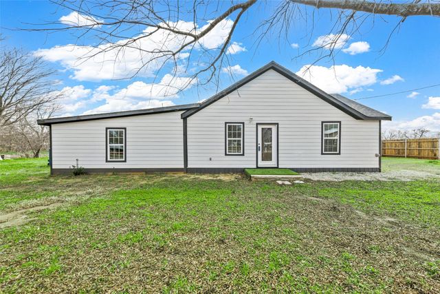 1445 Rogers Road, Newark, TX 76071