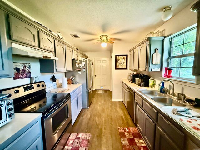 291 County Road 3536, Clarksville, AR 72830