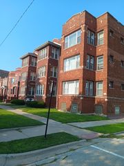 6927 S Prairie Avenue 1, Chicago, IL 60637