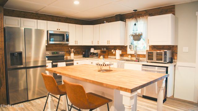 5050 Browder Hollow Rd, Lenoir City, TN 37771