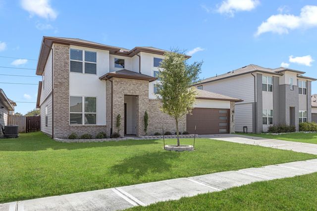 7018 Whispering Leaf Street, Rosenberg, TX 77469