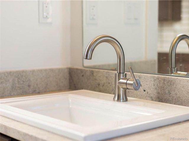 1044 Blue River Pkwy C-C-308, Silverthorne, CO 80498