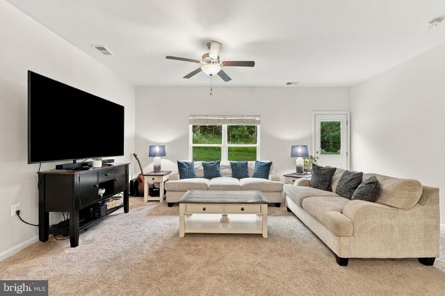 203 RAPPAHANNOCK RUN, Falling Waters, WV 25419