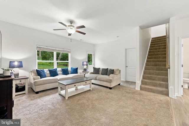 203 RAPPAHANNOCK RUN, Falling Waters, WV 25419