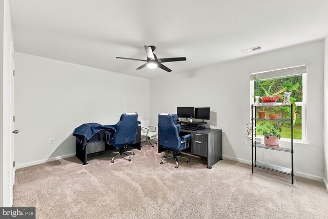 203 RAPPAHANNOCK RUN, Falling Waters, WV 25419