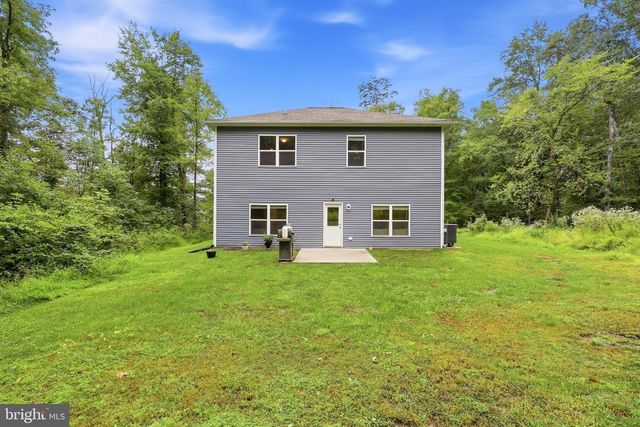 203 RAPPAHANNOCK RUN, Falling Waters, WV 25419